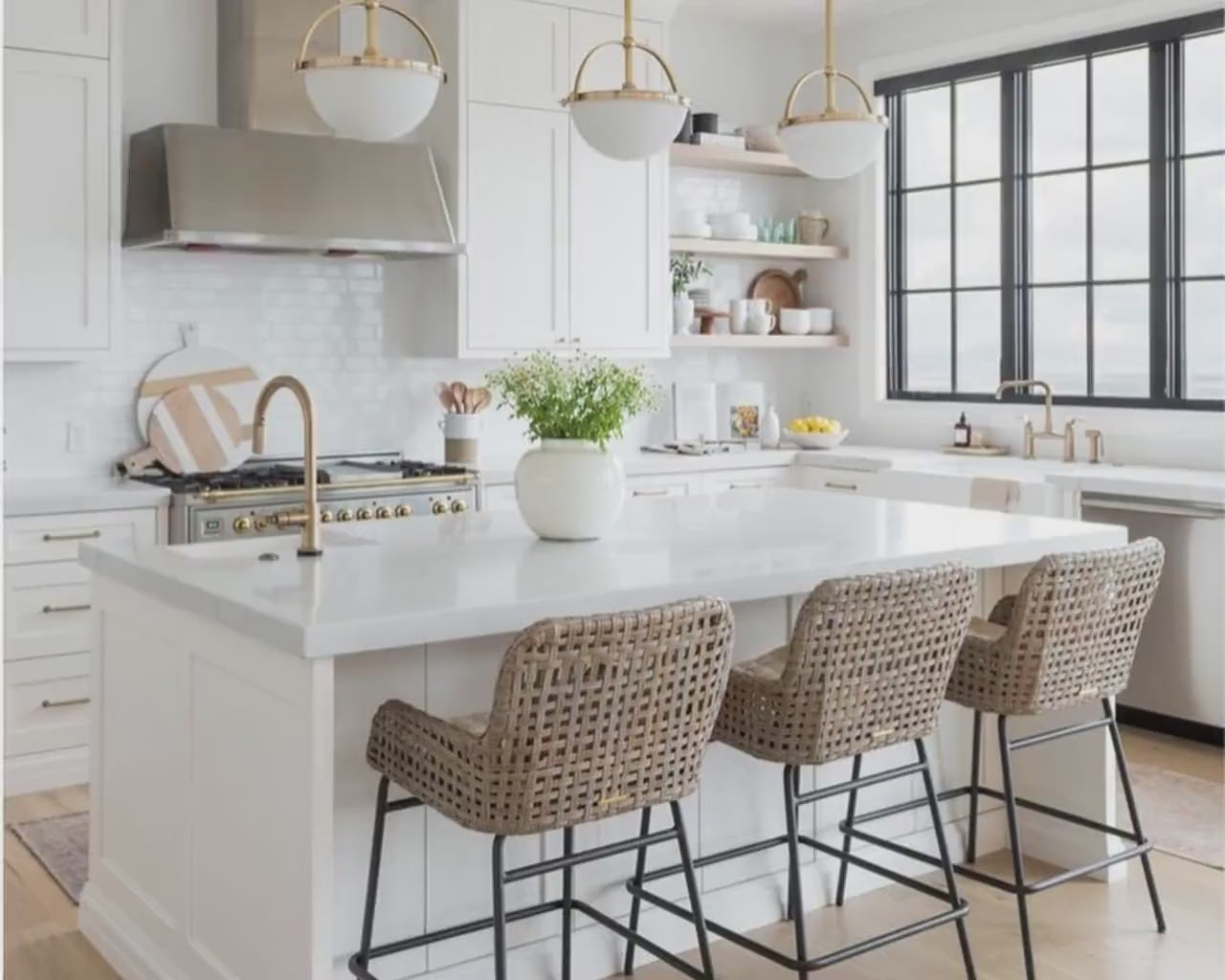 March  Real Estate Captions & 31 Matching Real Estate Canva Posts | Real Estate Instagram Posts | Real Estate Marketing | Canva Template